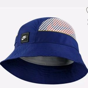 nike floppy hat